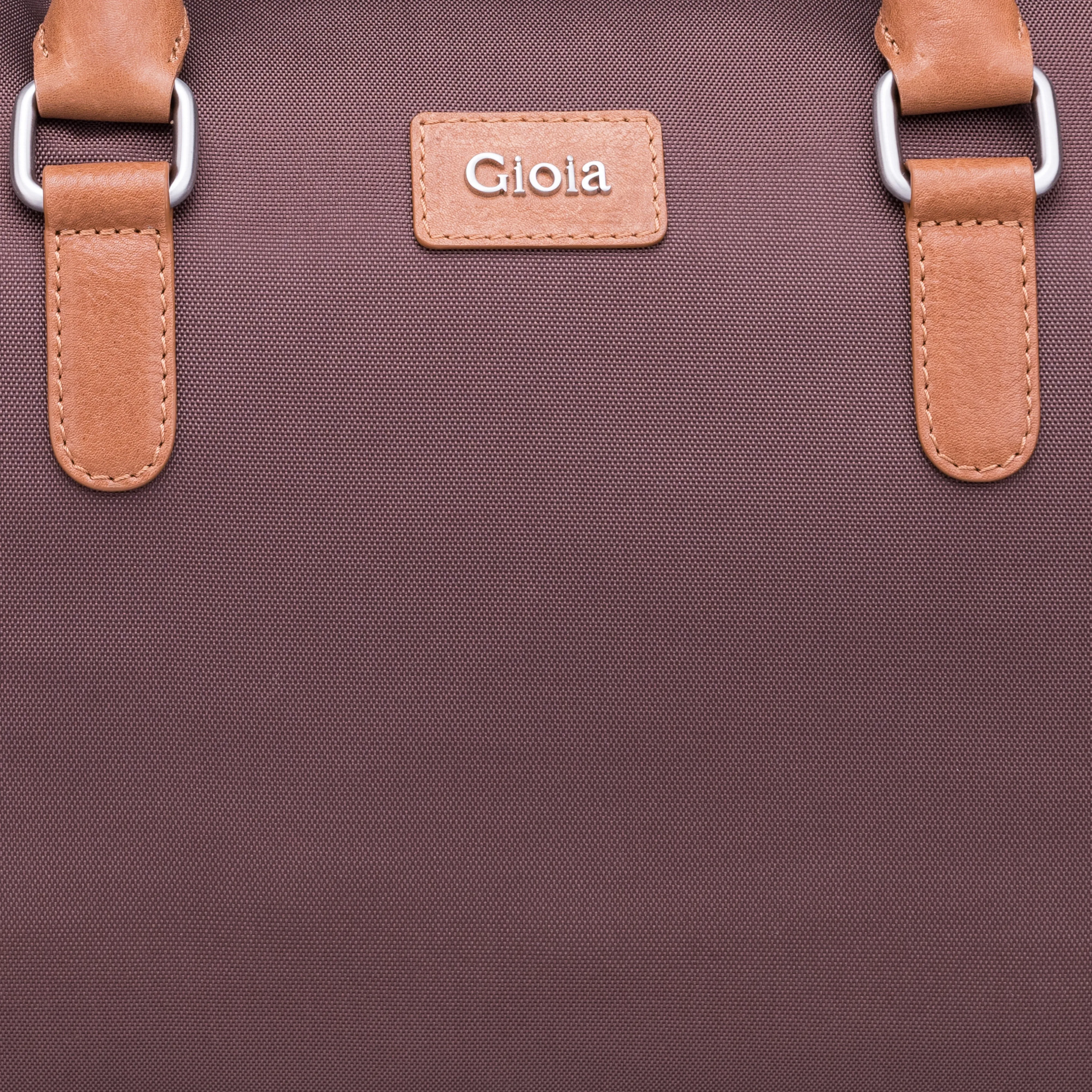 Rober Holdall