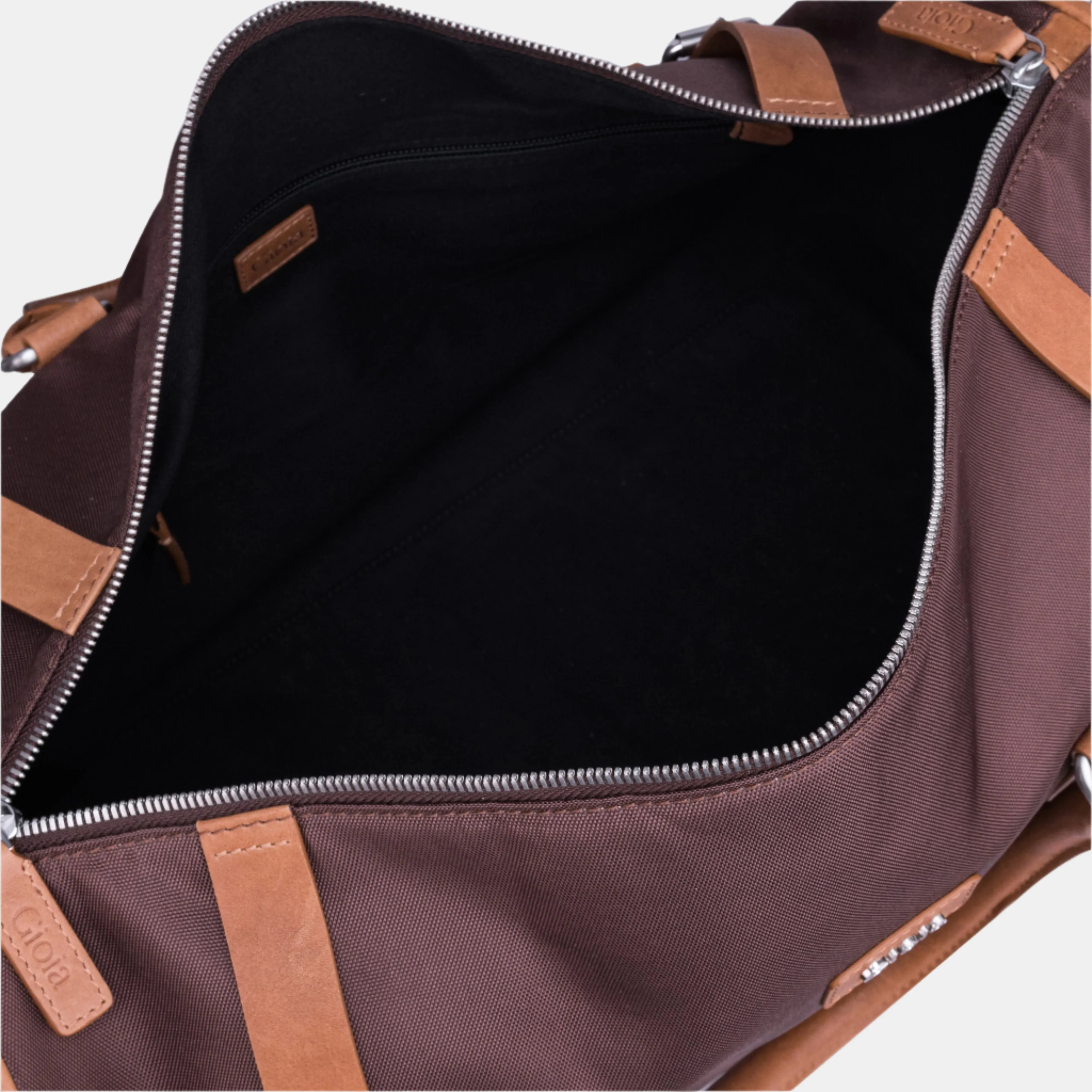 Rober Holdall