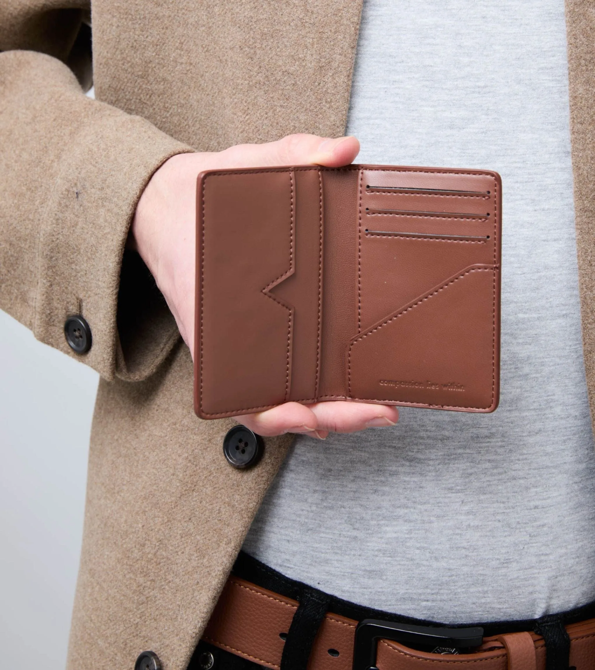 Wilf Vegan Bio-Based Bamboo Bifold Wallet | Brown